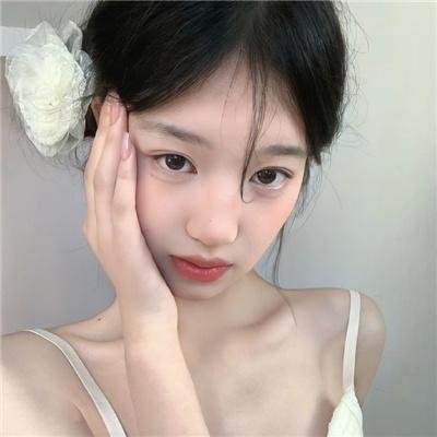 开画少女漫